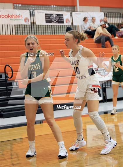 Thumbnail 1 in Grand Saline vs Harleton photogallery.