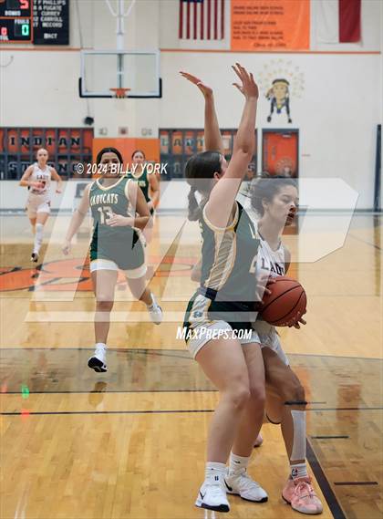 Thumbnail 2 in Grand Saline vs Harleton photogallery.