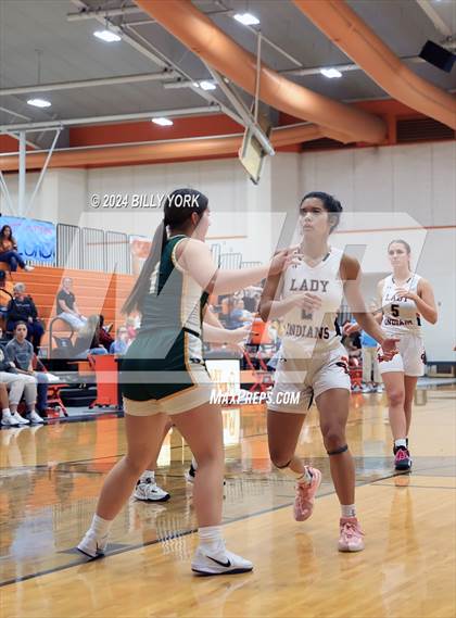 Thumbnail 3 in Grand Saline vs Harleton photogallery.