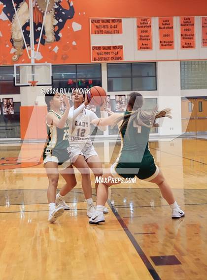 Thumbnail 3 in Grand Saline vs Harleton photogallery.