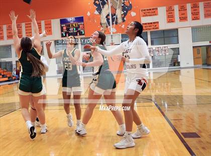 Thumbnail 2 in Grand Saline vs Harleton photogallery.