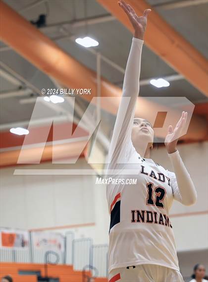 Thumbnail 3 in Grand Saline vs Harleton photogallery.