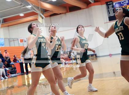Thumbnail 1 in Grand Saline vs Harleton photogallery.