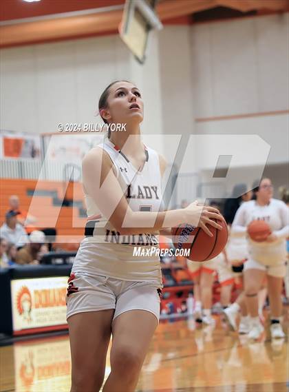 Thumbnail 2 in Grand Saline vs Harleton photogallery.
