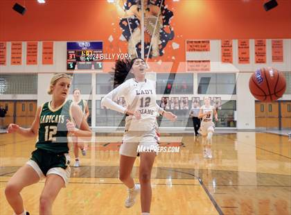 Thumbnail 2 in Grand Saline vs Harleton photogallery.