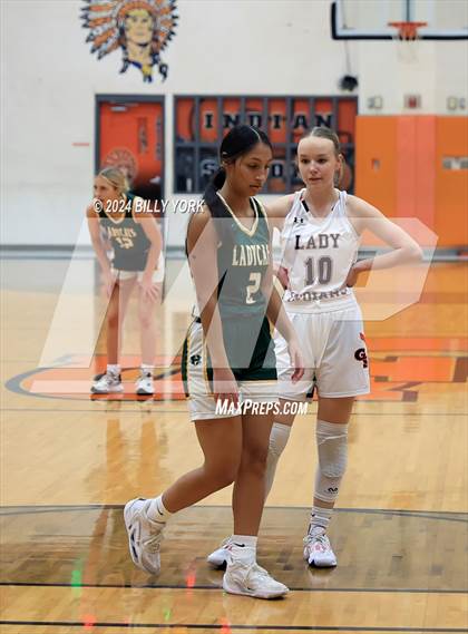 Thumbnail 2 in Grand Saline vs Harleton photogallery.