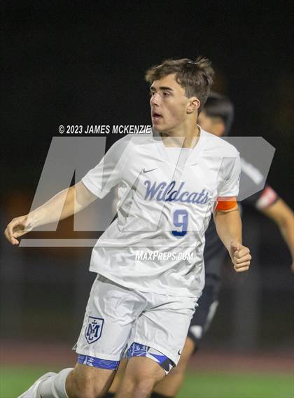 Thumbnail 2 in Healdsburg vs. Marin Catholic photogallery.