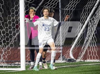 Thumbnail 3 in Healdsburg vs. Marin Catholic photogallery.