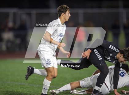 Thumbnail 3 in Healdsburg vs. Marin Catholic photogallery.