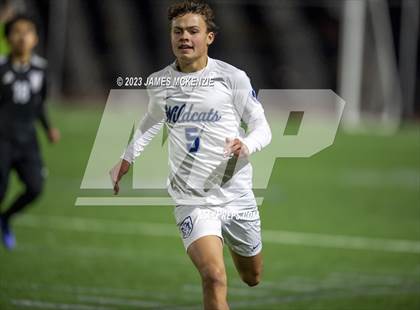 Thumbnail 1 in Healdsburg vs. Marin Catholic photogallery.