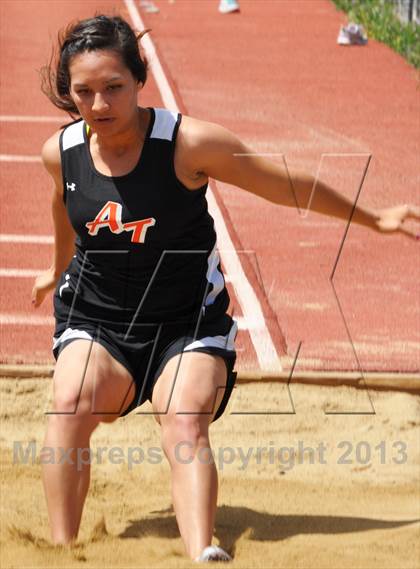 Thumbnail 1 in Bill Slade Invitational photogallery.