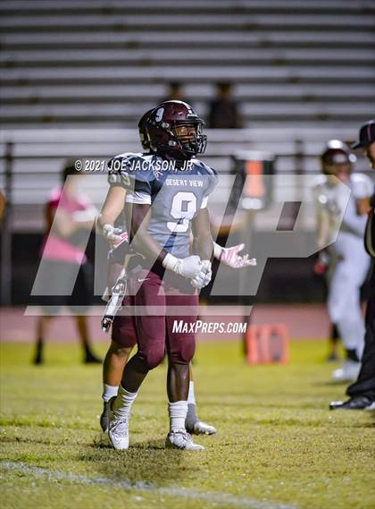 Thumbnail 2 in Salpointe Catholic @ Desert View photogallery.