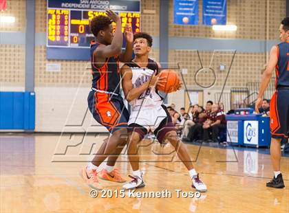 Thumbnail 1 in Highlands vs. Brandeis (SAISD Tournament) photogallery.