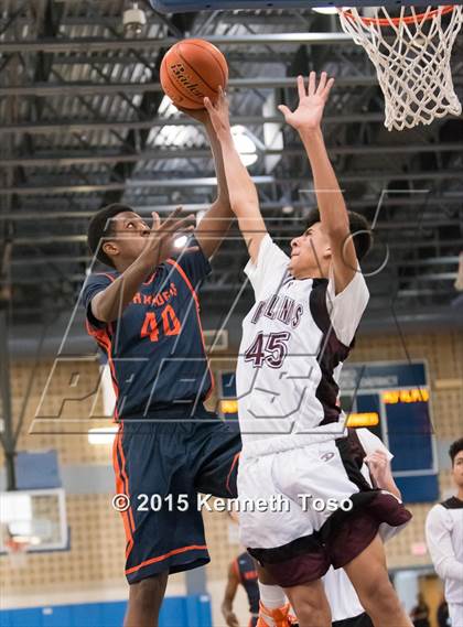 Thumbnail 2 in Highlands vs. Brandeis (SAISD Tournament) photogallery.