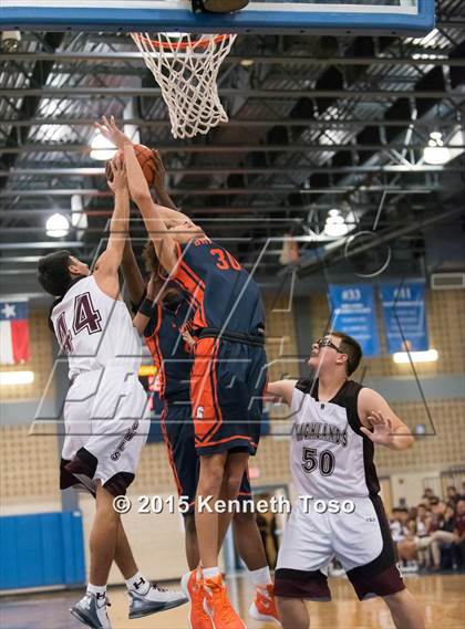 Thumbnail 1 in Highlands vs. Brandeis (SAISD Tournament) photogallery.