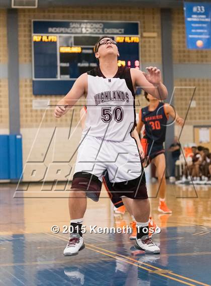 Thumbnail 1 in Highlands vs. Brandeis (SAISD Tournament) photogallery.