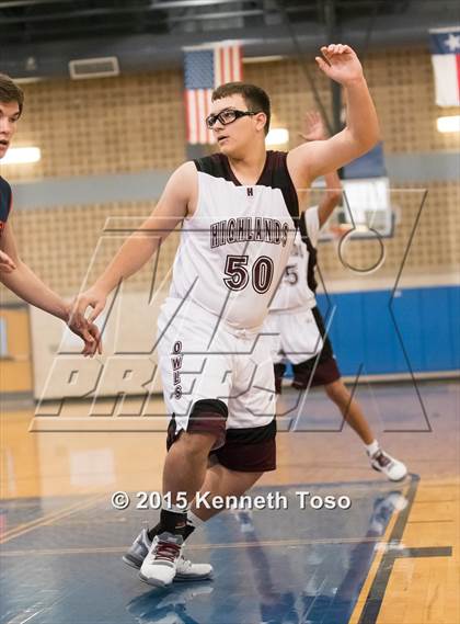 Thumbnail 2 in Highlands vs. Brandeis (SAISD Tournament) photogallery.