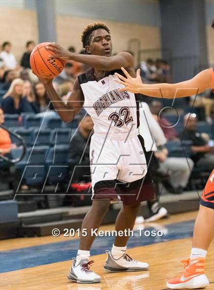 Thumbnail 2 in Highlands vs. Brandeis (SAISD Tournament) photogallery.