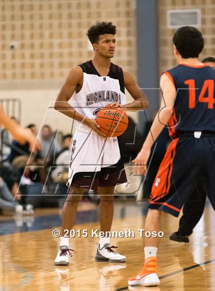 Thumbnail 1 in Highlands vs. Brandeis (SAISD Tournament) photogallery.
