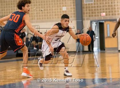 Thumbnail 3 in Highlands vs. Brandeis (SAISD Tournament) photogallery.