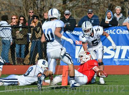 Thumbnail 3 in Staples @ Greenwich (FCIAC Championship) photogallery.