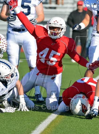Thumbnail 3 in Staples @ Greenwich (FCIAC Championship) photogallery.