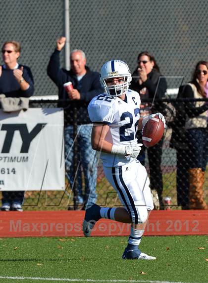 Thumbnail 2 in Staples @ Greenwich (FCIAC Championship) photogallery.