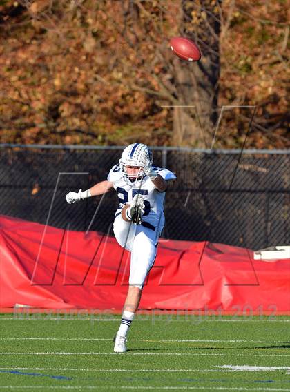 Thumbnail 3 in Staples @ Greenwich (FCIAC Championship) photogallery.