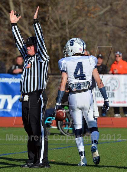 Thumbnail 2 in Staples @ Greenwich (FCIAC Championship) photogallery.