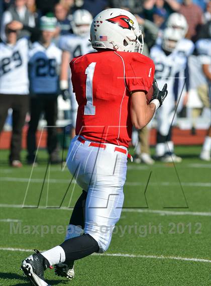 Thumbnail 2 in Staples @ Greenwich (FCIAC Championship) photogallery.