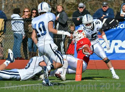 Thumbnail 2 in Staples @ Greenwich (FCIAC Championship) photogallery.
