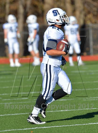 Thumbnail 2 in Staples @ Greenwich (FCIAC Championship) photogallery.