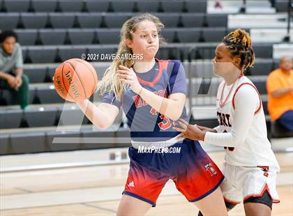 Thumbnail 2 in Dawson vs. Terry (LCISD Invitational) photogallery.