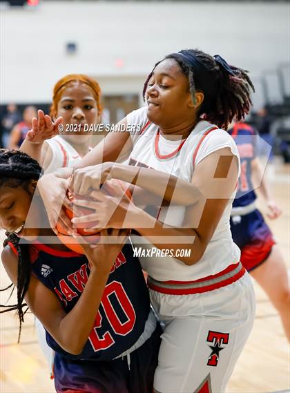 Thumbnail 3 in Dawson vs. Terry (LCISD Invitational) photogallery.