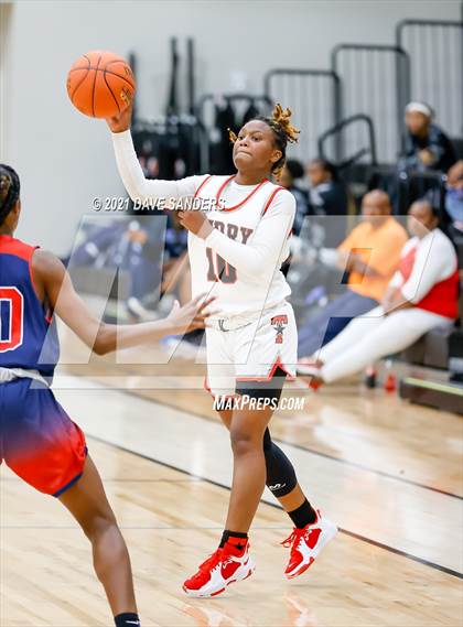Thumbnail 3 in Dawson vs. Terry (LCISD Invitational) photogallery.