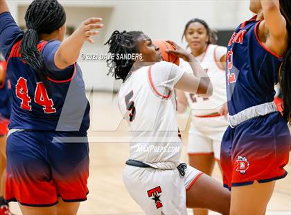 Thumbnail 3 in Dawson vs. Terry (LCISD Invitational) photogallery.