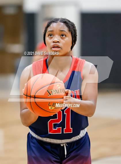 Thumbnail 3 in Dawson vs. Terry (LCISD Invitational) photogallery.