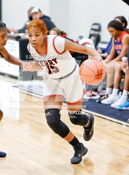 Thumbnail 2 in Dawson vs. Terry (LCISD Invitational) photogallery.