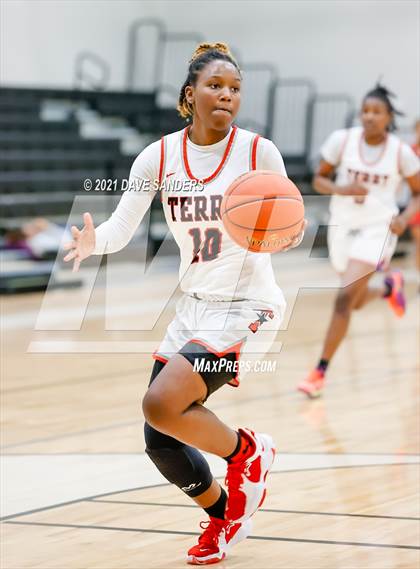 Thumbnail 3 in Dawson vs. Terry (LCISD Invitational) photogallery.