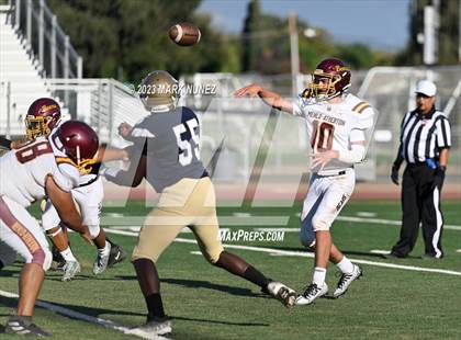 Thumbnail 1 in Menlo-Atherton @ Elk Grove photogallery.