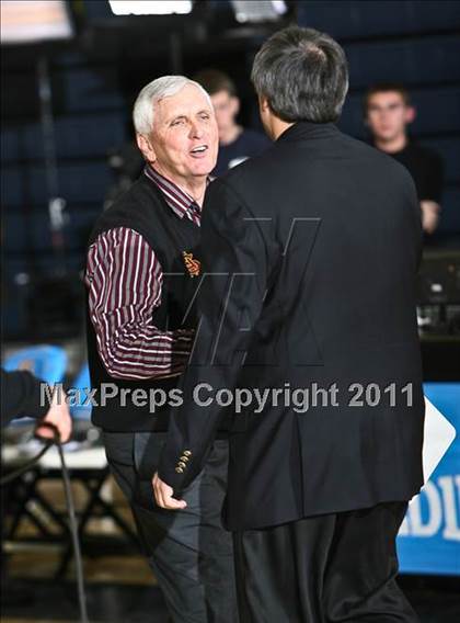 Thumbnail 3 in St. Anthony vs. Mt. Vernon (SNY Invitational) photogallery.