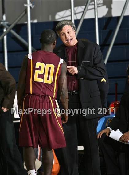 Thumbnail 2 in St. Anthony vs. Mt. Vernon (SNY Invitational) photogallery.