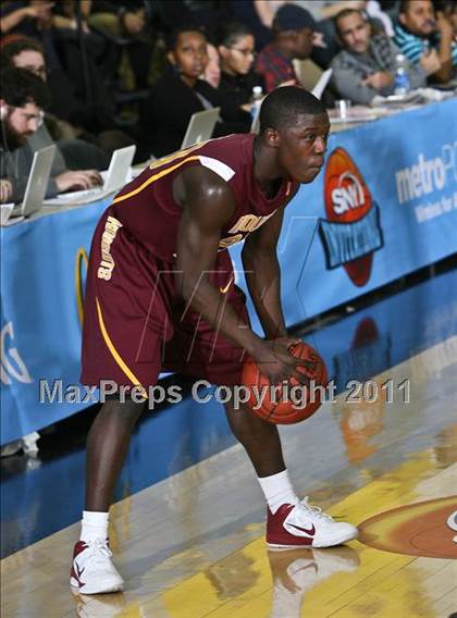 Thumbnail 3 in St. Anthony vs. Mt. Vernon (SNY Invitational) photogallery.