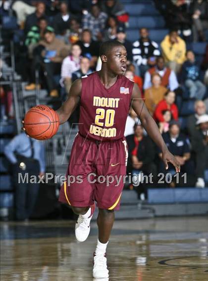 Thumbnail 2 in St. Anthony vs. Mt. Vernon (SNY Invitational) photogallery.
