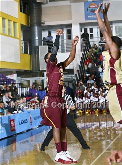Thumbnail 2 in St. Anthony vs. Mt. Vernon (SNY Invitational) photogallery.