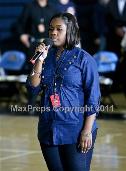 Thumbnail 2 in St. Anthony vs. Mt. Vernon (SNY Invitational) photogallery.