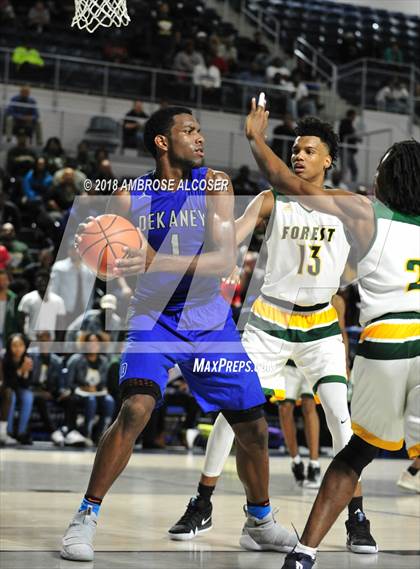 Thumbnail 1 in Klein Forest vs. Dekaney (UIL 6A Quarterfinal Playoff) photogallery.