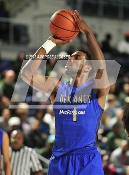 Thumbnail 2 in Klein Forest vs. Dekaney (UIL 6A Quarterfinal Playoff) photogallery.