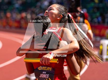 Thumbnail 3 in Oregon Relays photogallery.