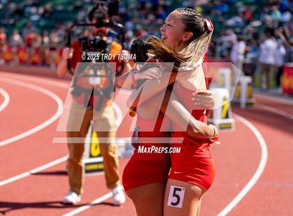 Thumbnail 3 in Oregon Relays photogallery.